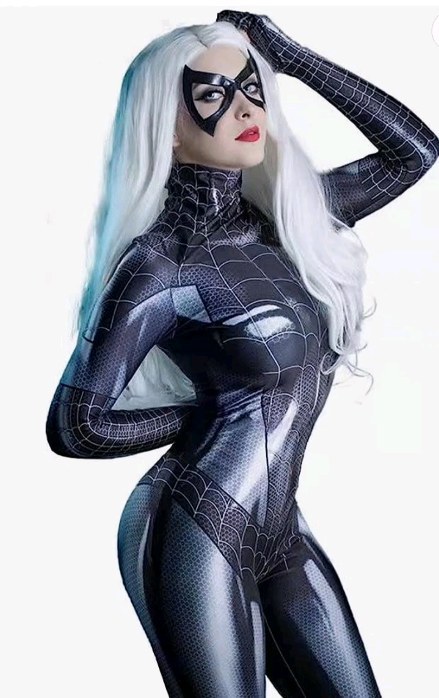 Personaje de gata negra