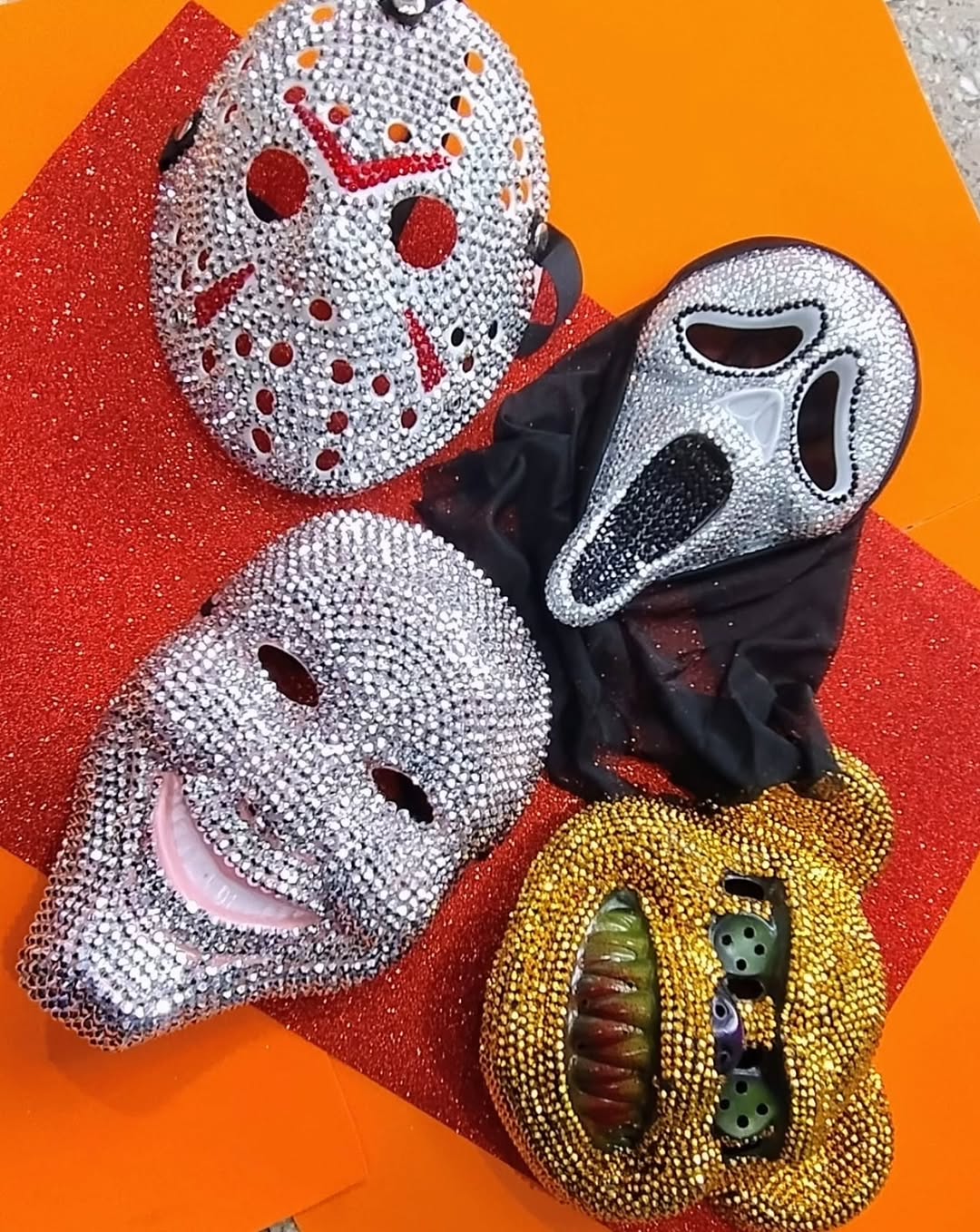 Máscaras con brillos