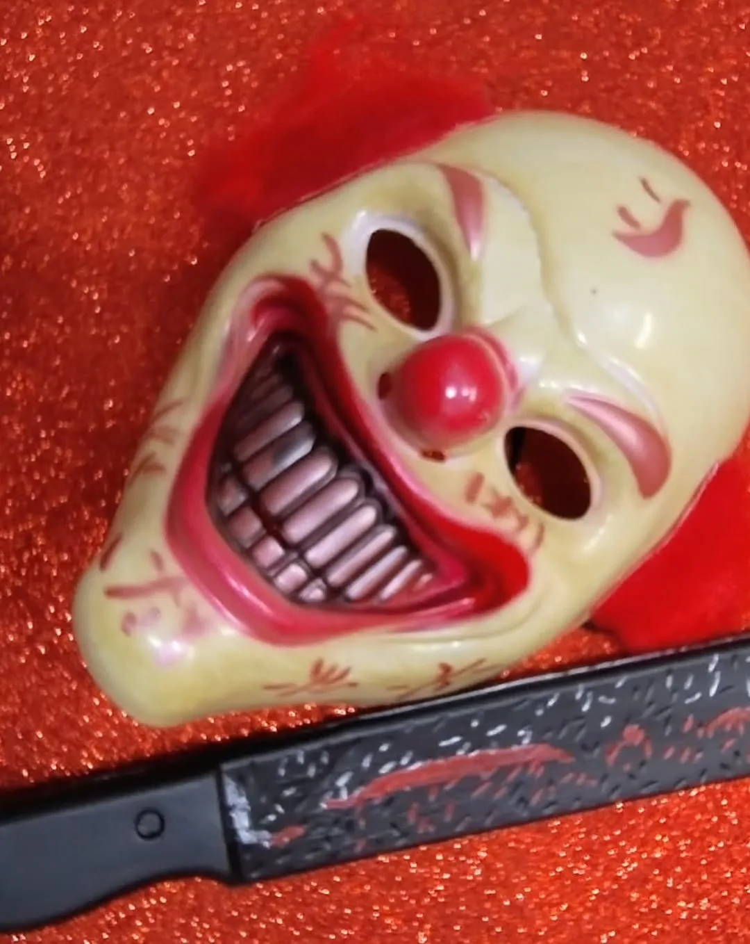 Máscara de payaso aterradora